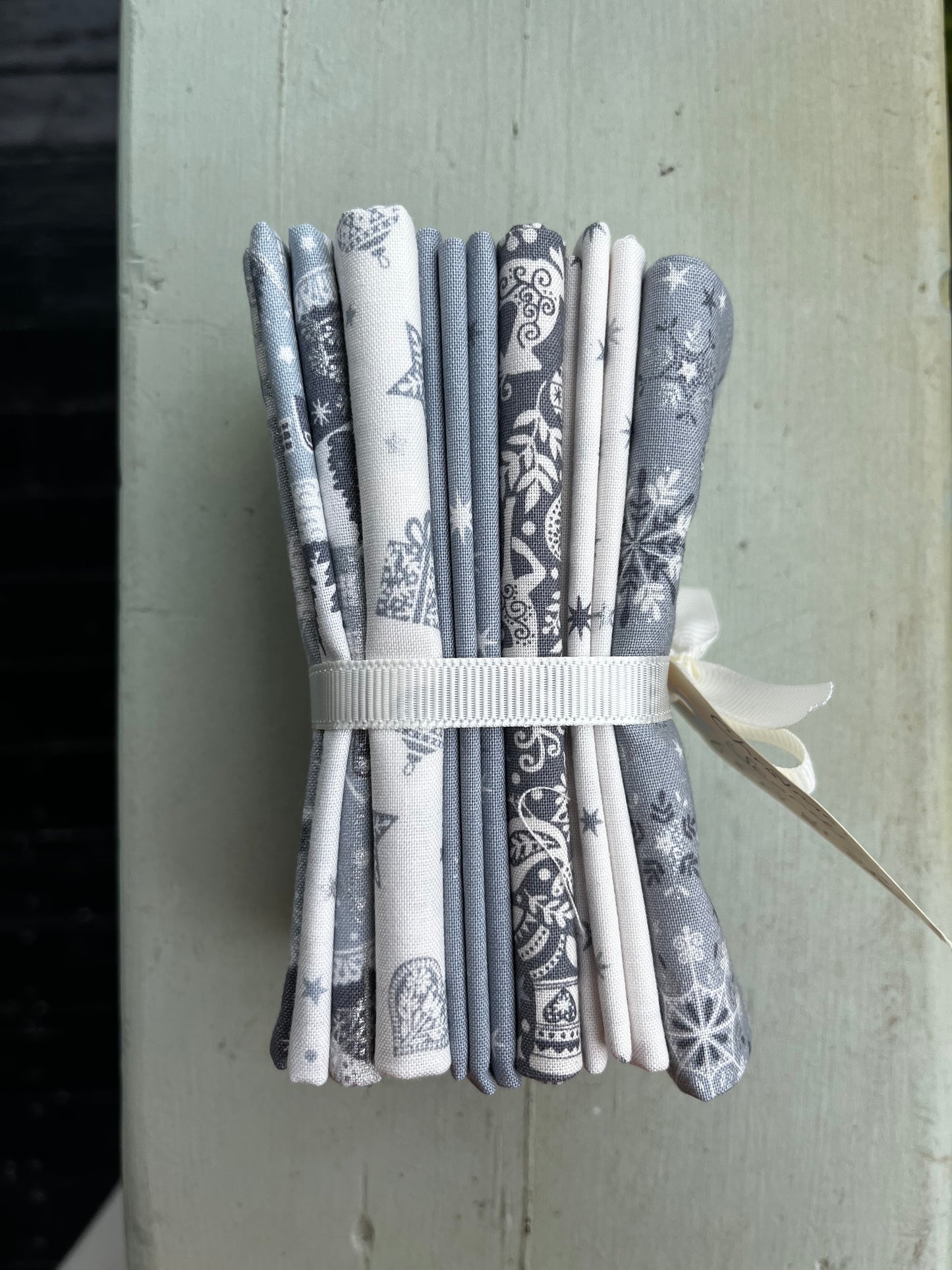 Scandi Folk - Fat 1/4 Bundles - (4 colour options)