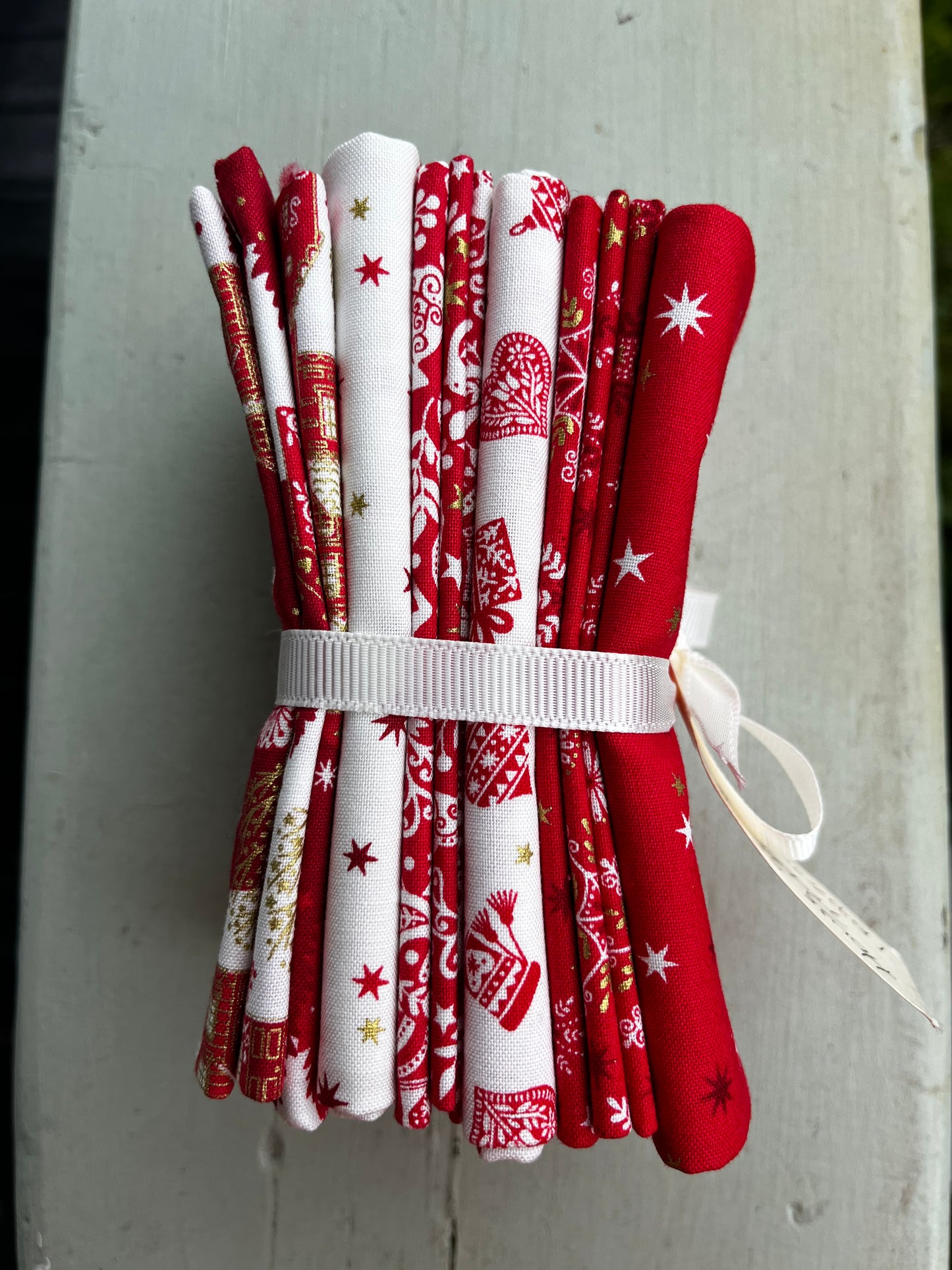 Scandi Folk - Fat 1/4 Bundles - (4 colour options)